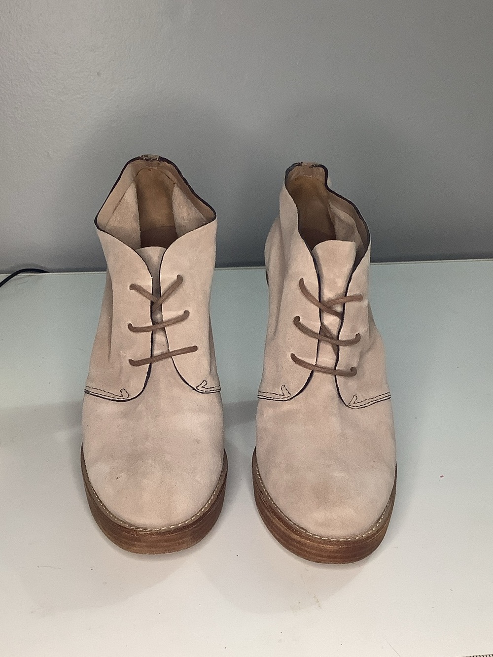 Cole Haan Stephanie Air Suede Chukka Platform Booties Beige Preloved Size 8.5